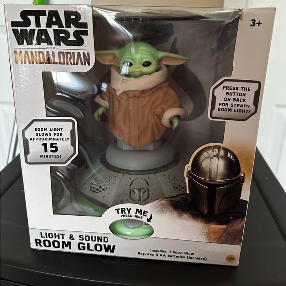Disney Star Wars Baby Yoda the Mandalorian Light & Sound Room Glow Nightlight - Picture 4 of 6